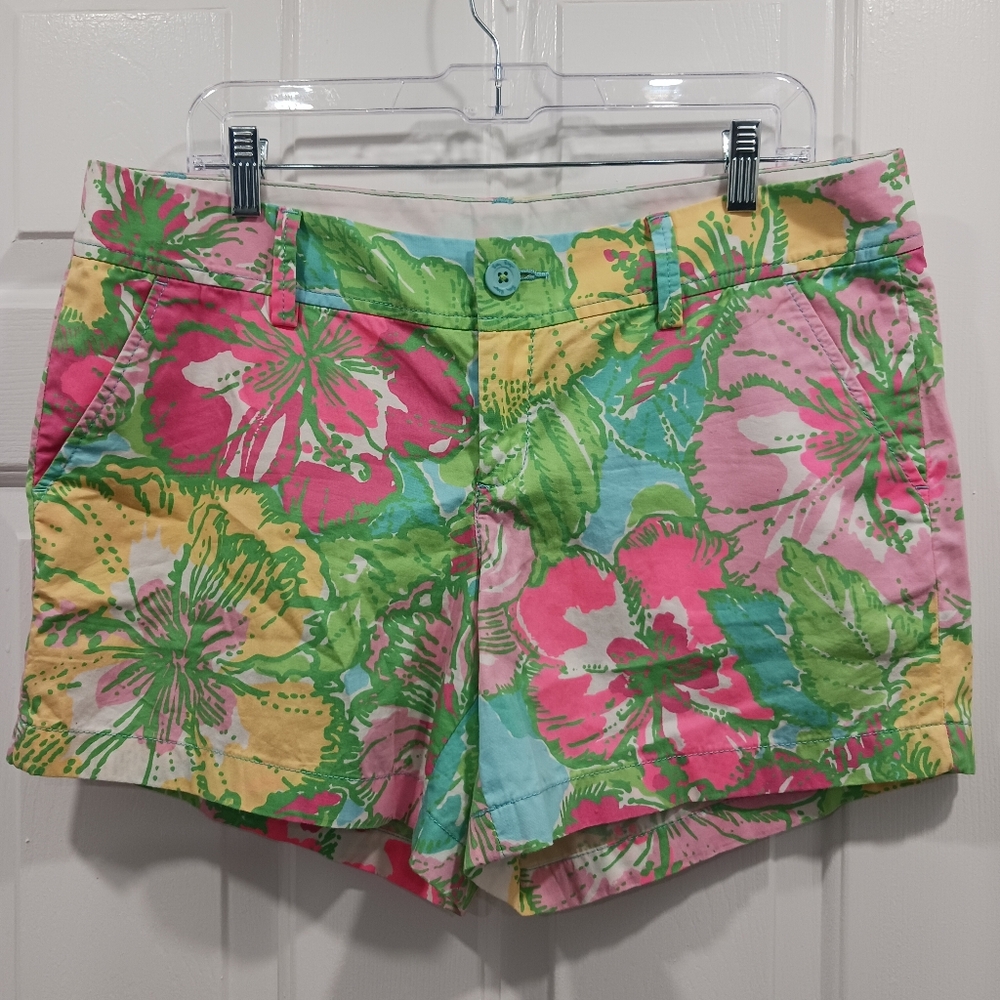 Lilly Pulitzer Callahan Big Flirt Hibiscus Shorts 12
